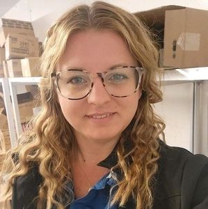 Meet your Posher, Candace